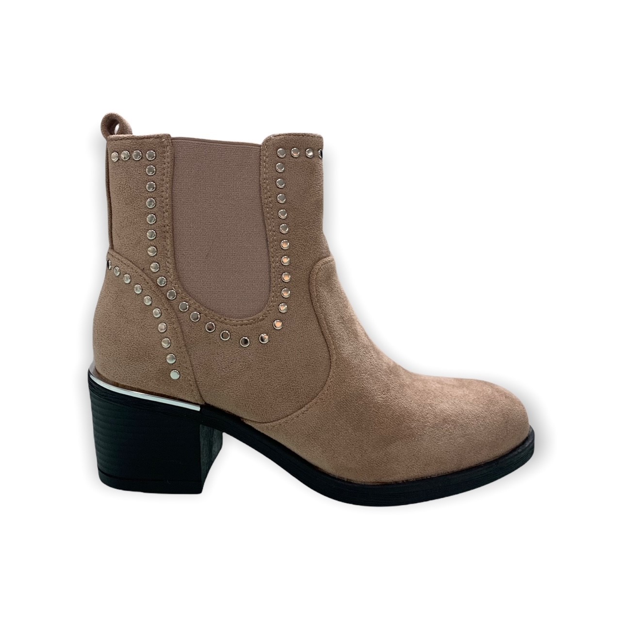 Botin plano outlet tachas